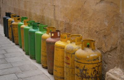 Газ в баллонах доставляют не всем жителям села Филино Каргатского района