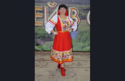 Новосибирская область отправила народные костюмы для творческих коллективов Беловодского района ЛНР