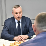 В Новосибирской области обсудили меры помощи военнослужащим