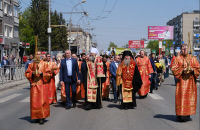 Жители Новосибирской области приняли участие в Крестном ходе