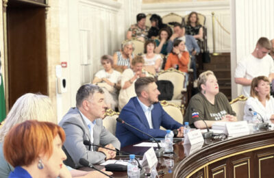 В Новосибирской области обсудили практики гуманитарных проектов для Донбасса  и участников СВО