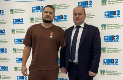 Боец из Новосибирской области награждён медалью Суворова