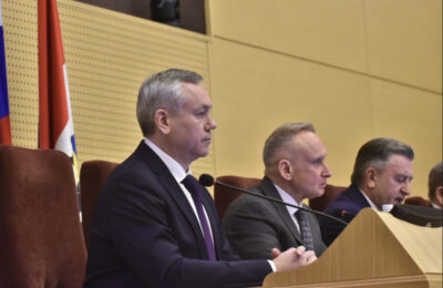 Законодательное собрание региона единогласно приняло отчёт губернатора Андрея Травникова о работе Правительства Новосибирской области