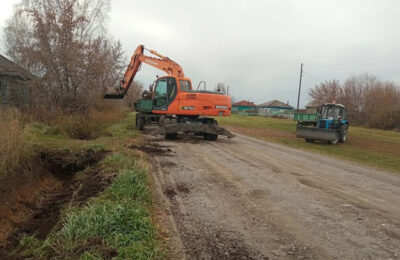 Каргатская служба благоустройства ведёт сезонные работы