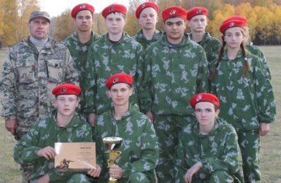 В какие военно-патриотические движения могут вступить дети России?
