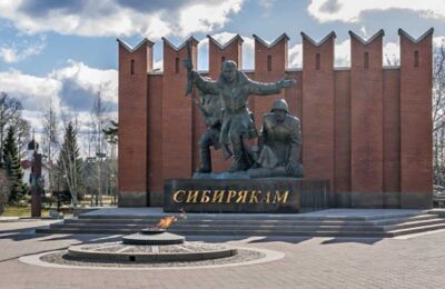 Представители Новосибирской области почтили память воинов-сибиряков в Москве
