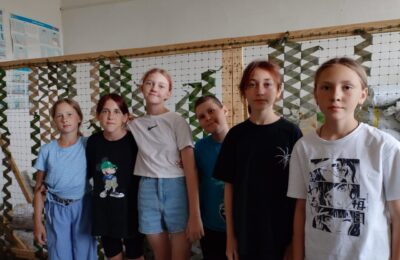 Участникам СВО помогают каргатские школьники