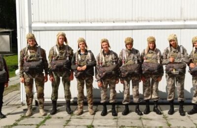 Воспитанники Каргатского СУВУ совершили свой первый прыжок с парашютом