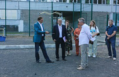 Депутаты Госдумы ознакомились с ходом работ на объектах народной программы в Новосибирске