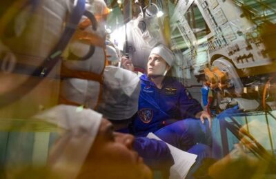 Новосибирский космонавт Анна Кикина провела «примерку» корабля Союз МС-29