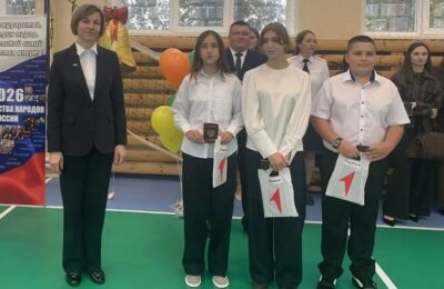 В первой каргатской школе ученикам вручили паспорта